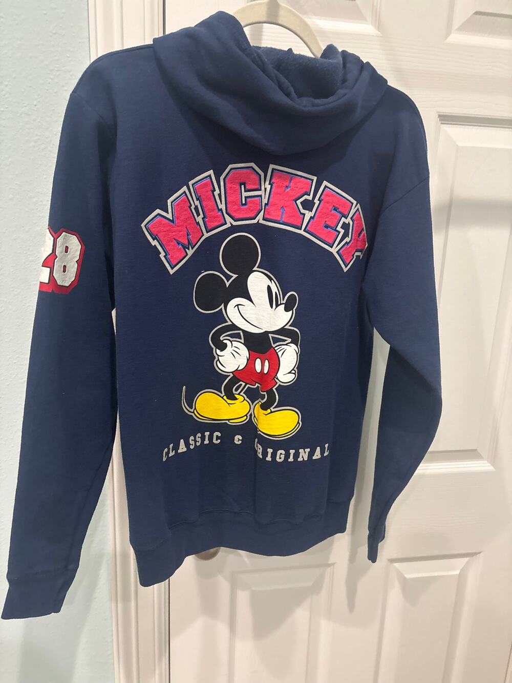 Vintage mickey Walt Disney world parks hoodie